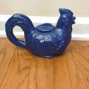 Clay City Pottery Blue Hen Tea Pot
